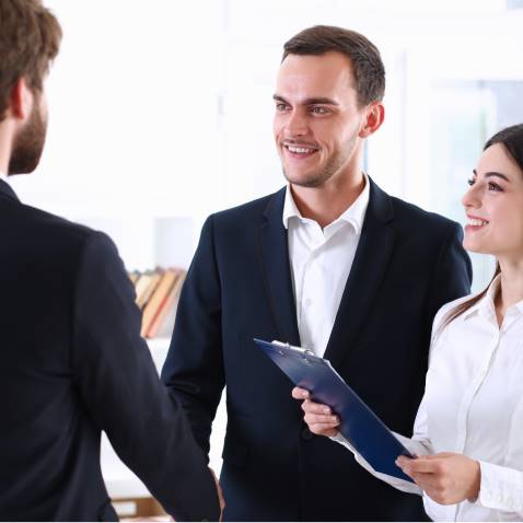 الترجمة المحلفة